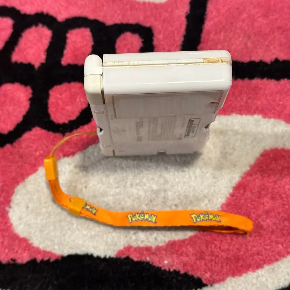 Nintendo DS Lite (White) – Used – As Pictured